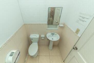 هاستل Hostal Amador Familiar