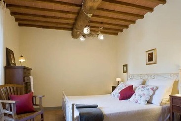 هتل روستایی Agriturismo L Incrociata