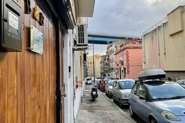 تختخواب و صبحانه Sweet Dreams Napoli
