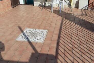 تختخواب و صبحانه Villateresa