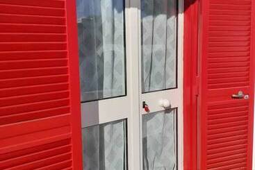 تختخواب و صبحانه Villateresa