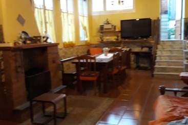 تختخواب و صبحانه Villateresa