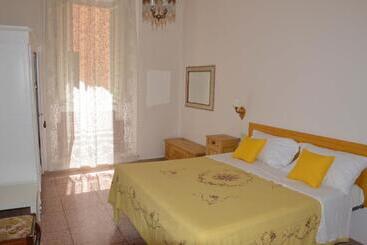 Casa Ciri Bed & Breakfast