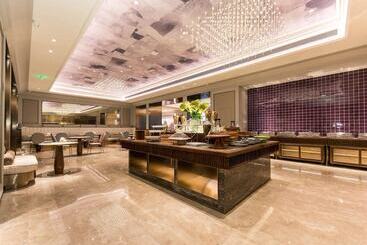 هتل Mercure Hohhot Downtown