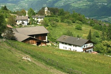 هتل روستایی Agriturismo Gfaderhof Ferienwohnungen