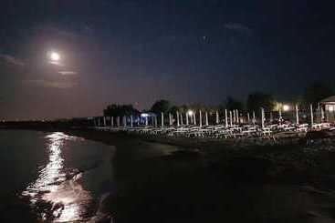 هتل Villaggio Camping Costa Verde