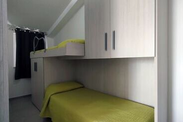 هتل Villaggio Camping Costa Verde