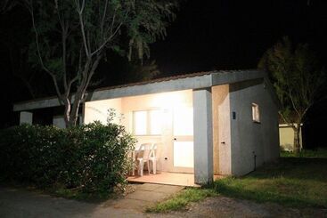 هتل Villaggio Camping Costa Verde