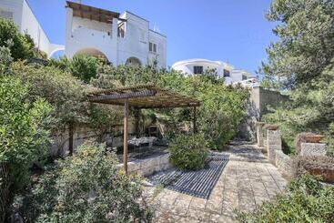 بيت ريفى Jentu De Leuca