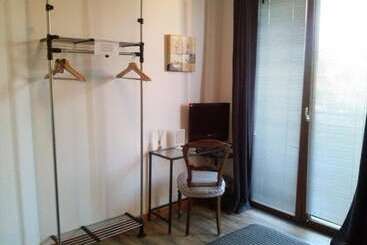 پانسیون Bgy Airport Guesthouse