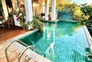 Le Jardin De Ravintsara   Adults Only - Saint-Pierre