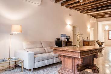 پانسیون Palazzo Daponte