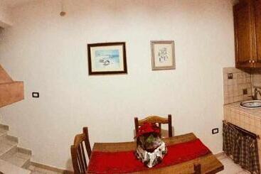 پانسیون Wish Rooms Lecce