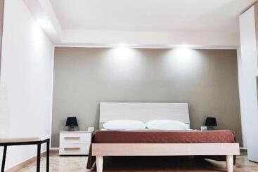 پانسیون Wish Rooms Lecce