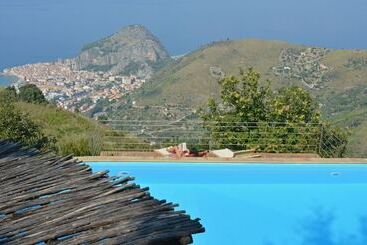 Villa Cipressi