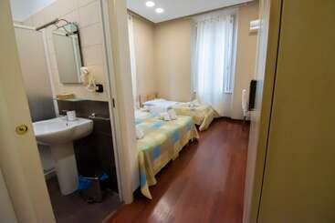 تختخواب و صبحانه Casual Stay Cairoli