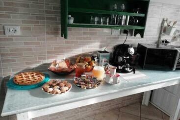 تختخواب و صبحانه Good Morning Shopping