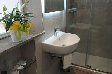 تختخواب و صبحانه Palazzo Verdi Holiday Viterbo