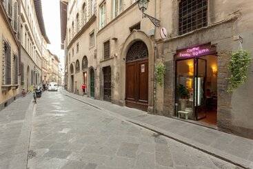 تختخواب و صبحانه Santo Spirito Venti