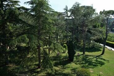 تختخواب و صبحانه Villa Pesce