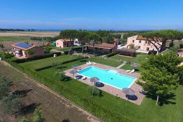 فندق ريفى Agriturismo Isolotto