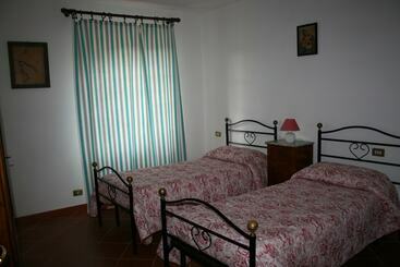 هتل روستایی Agriturismo La Chiusa
