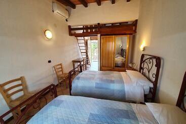 هتل روستایی Agriturismo L'urteia