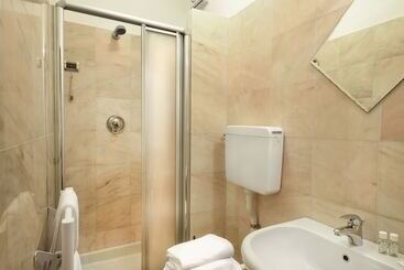 پانسیون Anzolo Palace Rooms & Apartments