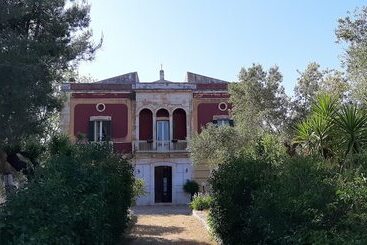 پانسیون Masseria Dell 800