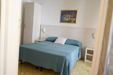 B&b Aciazza