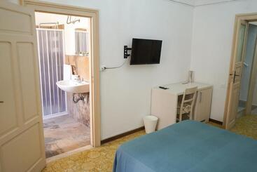 B&b Aciazza