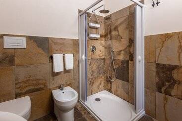 B&b Aciazza