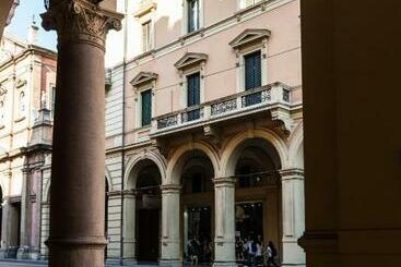 B&b Second Floor Centro Storico Bologna