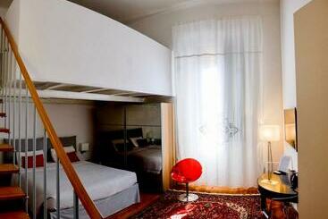 B&b Second Floor Centro Storico Bologna