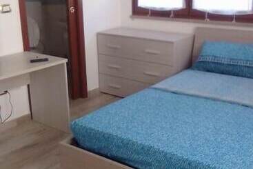 تختخواب و صبحانه La Casa Di Edoardo