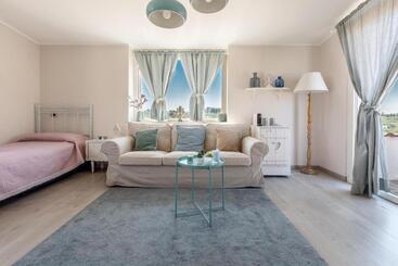 تختخواب و صبحانه Fabula Maison