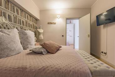 تختخواب و صبحانه Fabula Maison
