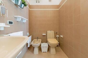تختخواب و صبحانه Fabula Maison