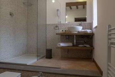 تختخواب و صبحانه Santa Cecilia Perugia Rooms&suite