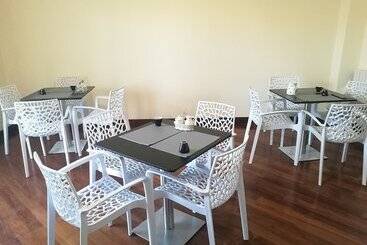 تختخواب و صبحانه Villa Princi