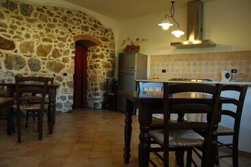 هتل روستایی Agriturismo Cavallin Del Bufalo
