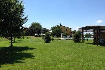 هتل روستایی Agriturismo Trebis
