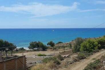 پانسیون Al Faro