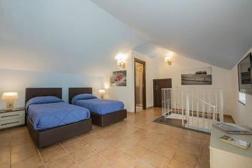 پانسیون Casa D Amare