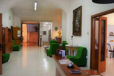 پانسیون Centro Di Spiritualità Madonna Della Nova