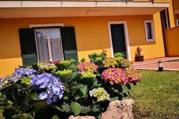 پانسیون Scm House