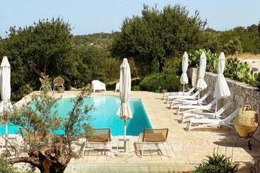 تختخواب و صبحانه Dimora Le Ginestre Adults Only