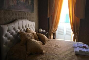 تختخواب و صبحانه Palazzo Laguardia