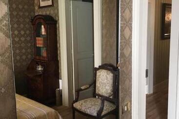تختخواب و صبحانه Palazzo Laguardia