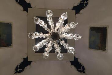 تختخواب و صبحانه Palazzo Laguardia